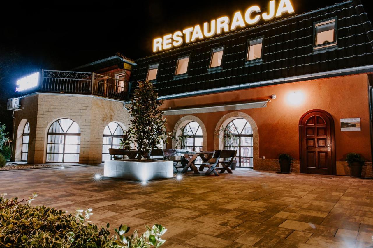 Hotel Lawendowy Ogrod Brieg Exterior foto